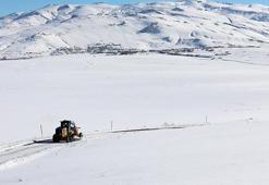 Van’da 598 yerleşim yeri ulaşıma kapandı!