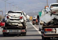 TEM'de zincirleme kaza! Çok sayıda yaralı var