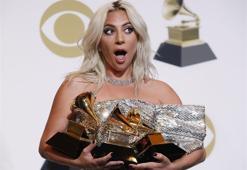 61. Grammy Ödülleri'nin sahipleri belli oldu! Lady Gaga şaşırttı