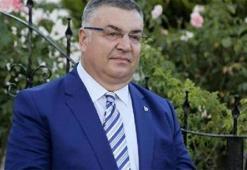 CHP'de peş peşe istifalar