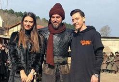 Mesut Özil ve Amine, Diriliş Ertuğrul setinde!