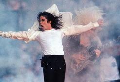 'Çocukken Michael Jackson'ın cinsel tacizine uğradık'