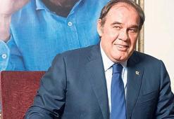 Yıldırım Demirören TFF Başkanlığı görevini bıraktığını açıkladı