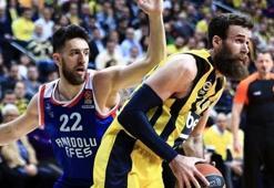 Anadolu Efes, Fenerbahçe Beko'yu devirdi!