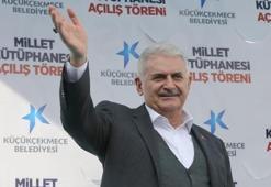 Yıldırım seçim çalışmalarını Küçükçekmece'de sürdürdü