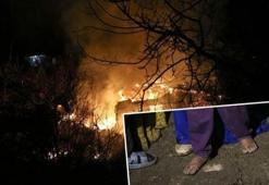 Devrilen mum iki evi kül etti