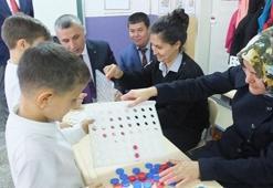 Gençleri teknoloji bağımlılığından  kurtarıyorlar