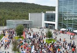 "Yılın Öğretmeni Ödülü" Türkiye'ye geldi