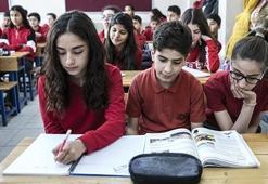 MEB'den ders saatleri ile ilgili flaş karar!