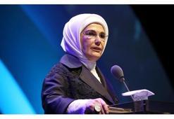 Emine Erdoğan: Cinsiyet değil inanç meselesi olduğunu anlatın