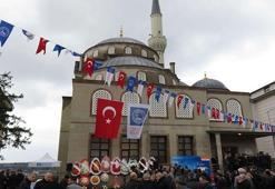 Üsküdar'da Ahmet Çetinsaya Camii ibadete açıldı