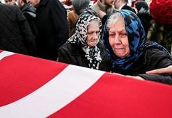Prof. Dr. Beril Dedeoğlu son yolculuğuna uğurlandı