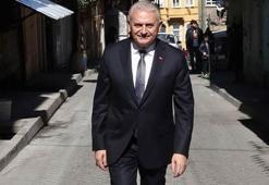 Binali Yıldırım, çocukluğunun geçtiği sokağı ziyaret etti!