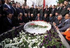 Muhsin Yazıcıoğlu, mezarı başında anıldı
