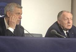Aulas basın toplantısında şoke etti!