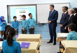 Bakan Selçuk, öğretmenlerle bir araya geldi