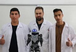 Liseliler insansı robot yaptı