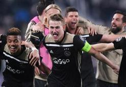 18 Hollanda kulübü ortak kararla Ajax için maçları erteledi!