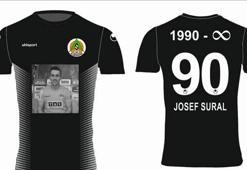 Alanyaspor'dan Josef Sural için özel tişört