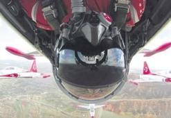 Dünyada bir ilk! Türk pilot tarihe geçti