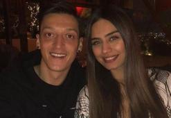 Mesut Özil ve Amine Gülşe imzayı attı!