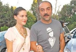 Eski eşe kalpli öpücük