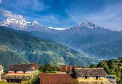 Nepal'de dağ köyünde 9 kişi öldürüldü