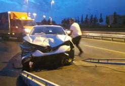 Yarım saat arayla ikinci kazayı yaptı:  2 yaralı