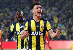 Eljif Elmas'a milli davet