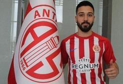 Tarık Çamdal 1 yıl daha Antalyaspor'da!