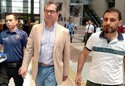Kadri Gürsel cezaevine girmek için adliyeye geldi
