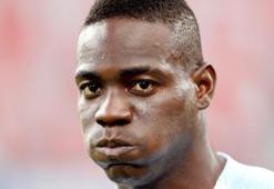 Balotelli'den açıklama: Benim için onurdur