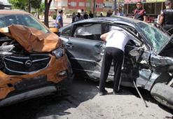 Bayram tatilinde trafik kazaları can aldı
