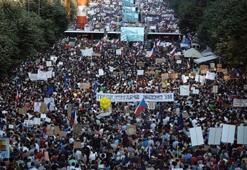 'Komünizmin çöküşünden bu yana en büyük' protesto gösterileri