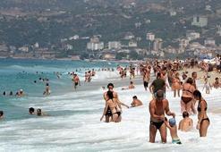 Antalya, bayramda 400 bin turist ağırladı!