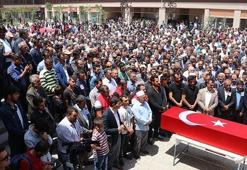 PKK'nın katlettiği yol yapım işçileri toprağa verildi