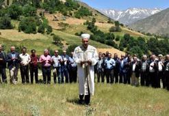 Van'da arıcılar 'bal' duasına çıktı
