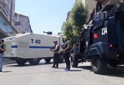 Gri listede aranan terörist dergi baskınında yakalandı!