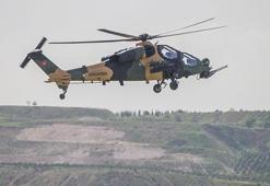 Atak, Paris'te uçuş gösterisi yaptı