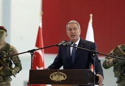 Bakan Akar'dan çatı davasındaki kararlara ilişkin açıklama
