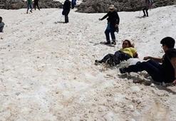 Burası Türkiye! Yazın ortasında kayak yaptılar
