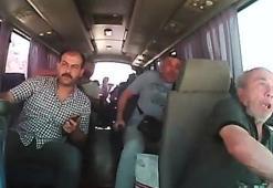 İşçileri taşıyan araç devrildi! Dehşet anları kamerada...