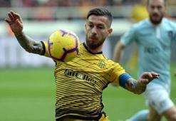 Galatasaray'ın yeni transferi İstanbul'a geliyor!