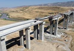 Hasankeyf-2 Köprüsü'nde son 30 metre