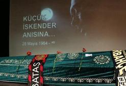 Küçük İskender son yolculuğuna uğurlandı