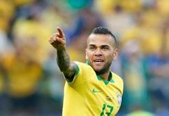 Dani Alves bombası! Görüşmeler...