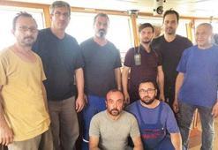 "Gemiyi yakacaklardı teslim olmak zorunda kaldık"