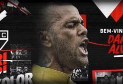Dani Alves resmen Sao Paulo'da!