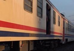 Kars'ta 13 yaşındaki çocuğa tren çarptı!