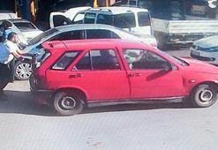 Satıp parasını alamadığı otomobilini iterek kaçırdı!